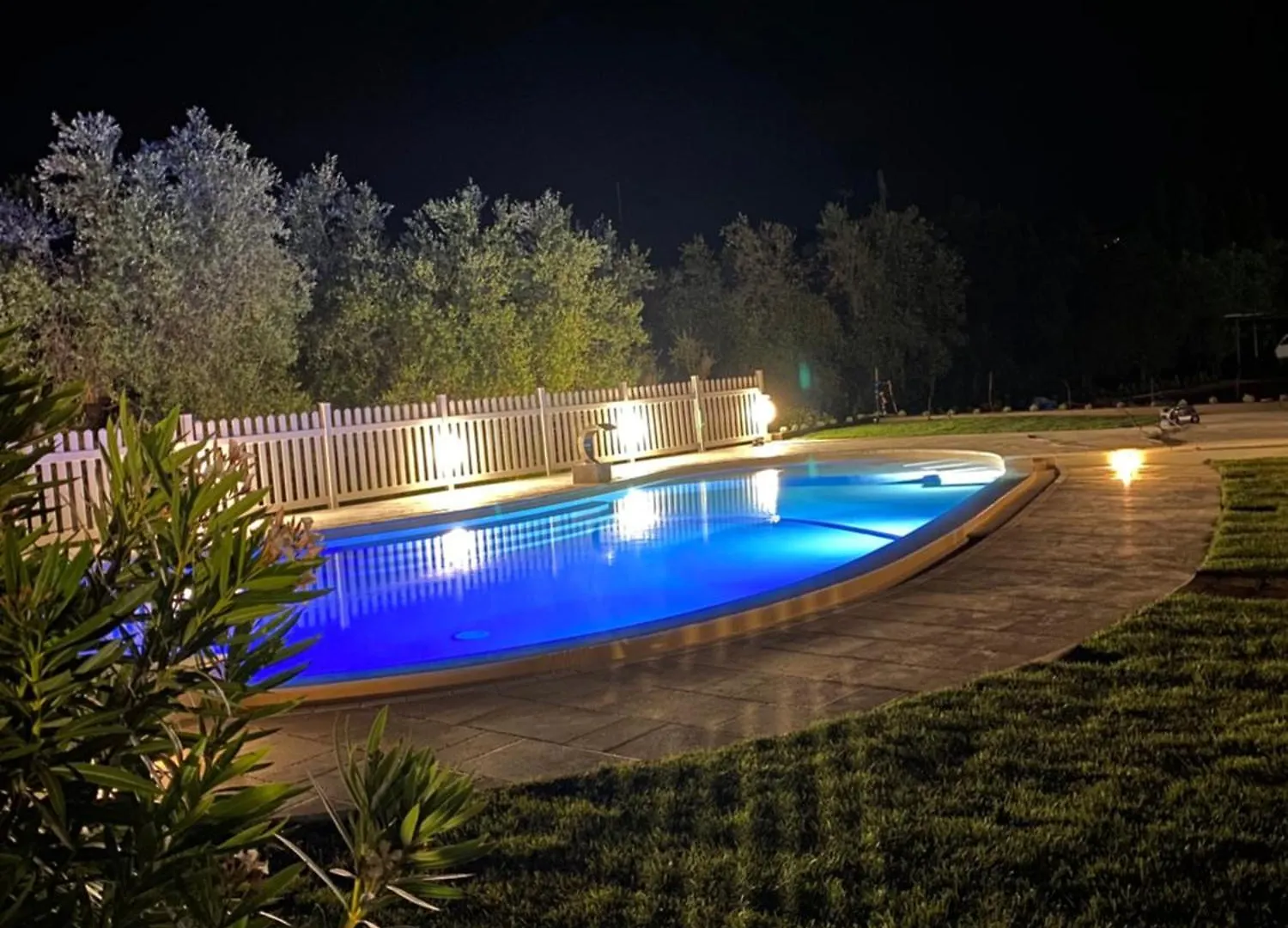 Agriturismo Montefabbrello Magazzini  0*, Magazzini (Tuscany) Italien