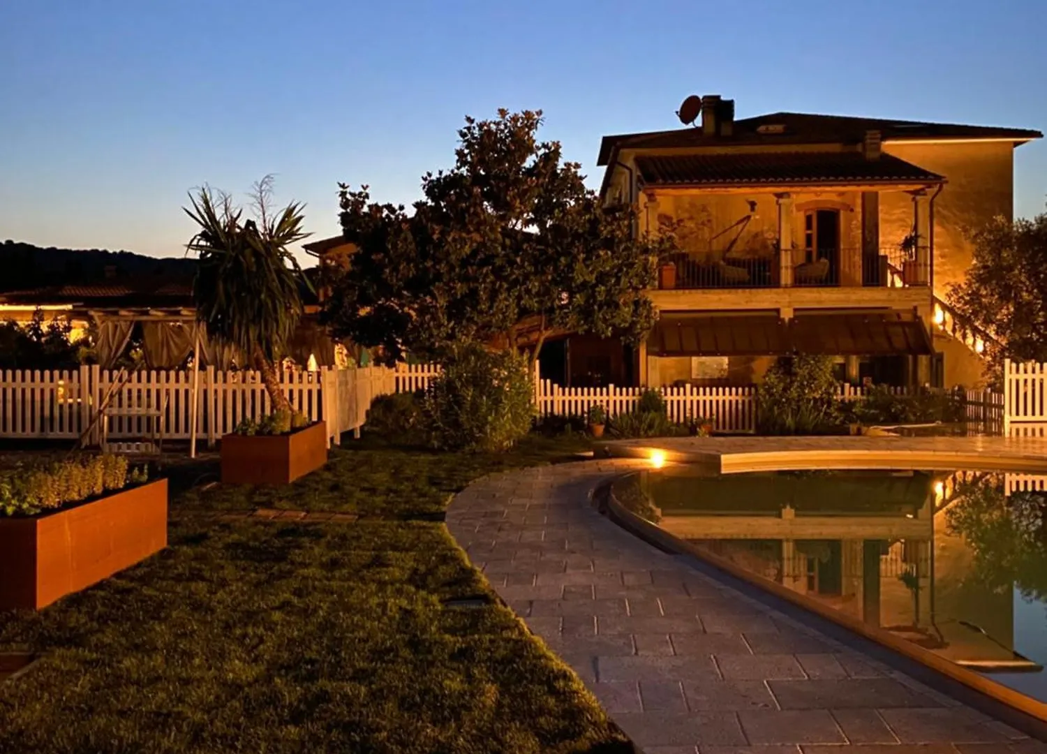 Agriturismo Montefabbrello Magazzini  0*, Magazzini (Tuscany) Italien