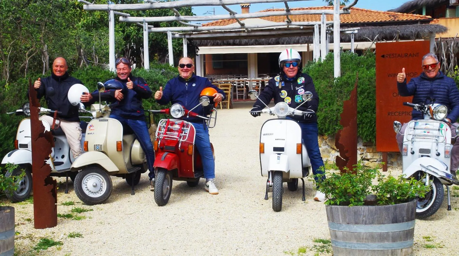 Agriturismo Montefabbrello Magazzini  Magazzini (Tuscany)